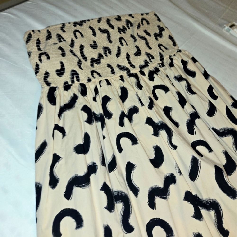 NEW DAY by Target Stylish Black and Cream Patterned  Strapless Dress